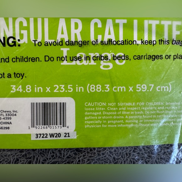 Large Grey Rectangular Cat Litter Mat - Picture 3 of 3